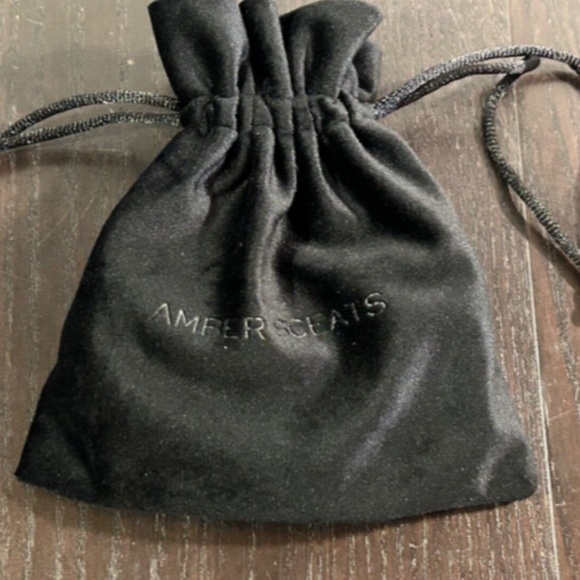 Amber Sceats Emery Cuff Bracelet Chunky Crushed Metal Design 24k Plated - NWT - Picture 9 of 16